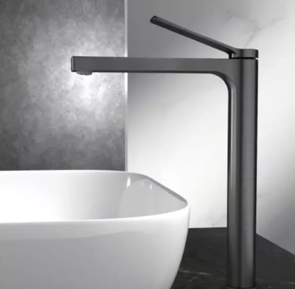 RGG-36104GM_Grifería Alta Monomando Lavamanos Gun Metal_amb02.webp